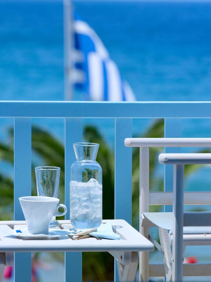 Blue Harmony Hotel Kini Zewnętrze zdjęcie