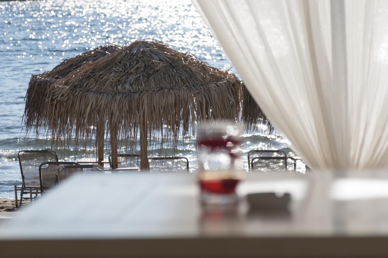 Blue Harmony Hotel Kini Zewnętrze zdjęcie