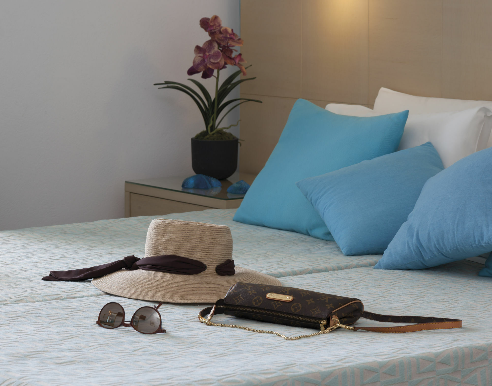 Blue Harmony Hotel Kini Zewnętrze zdjęcie